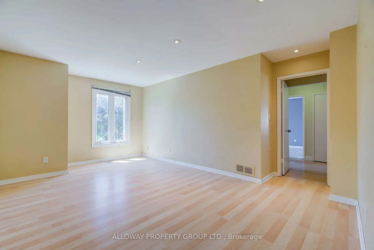 32, Reesorville, Markham Village, Markham