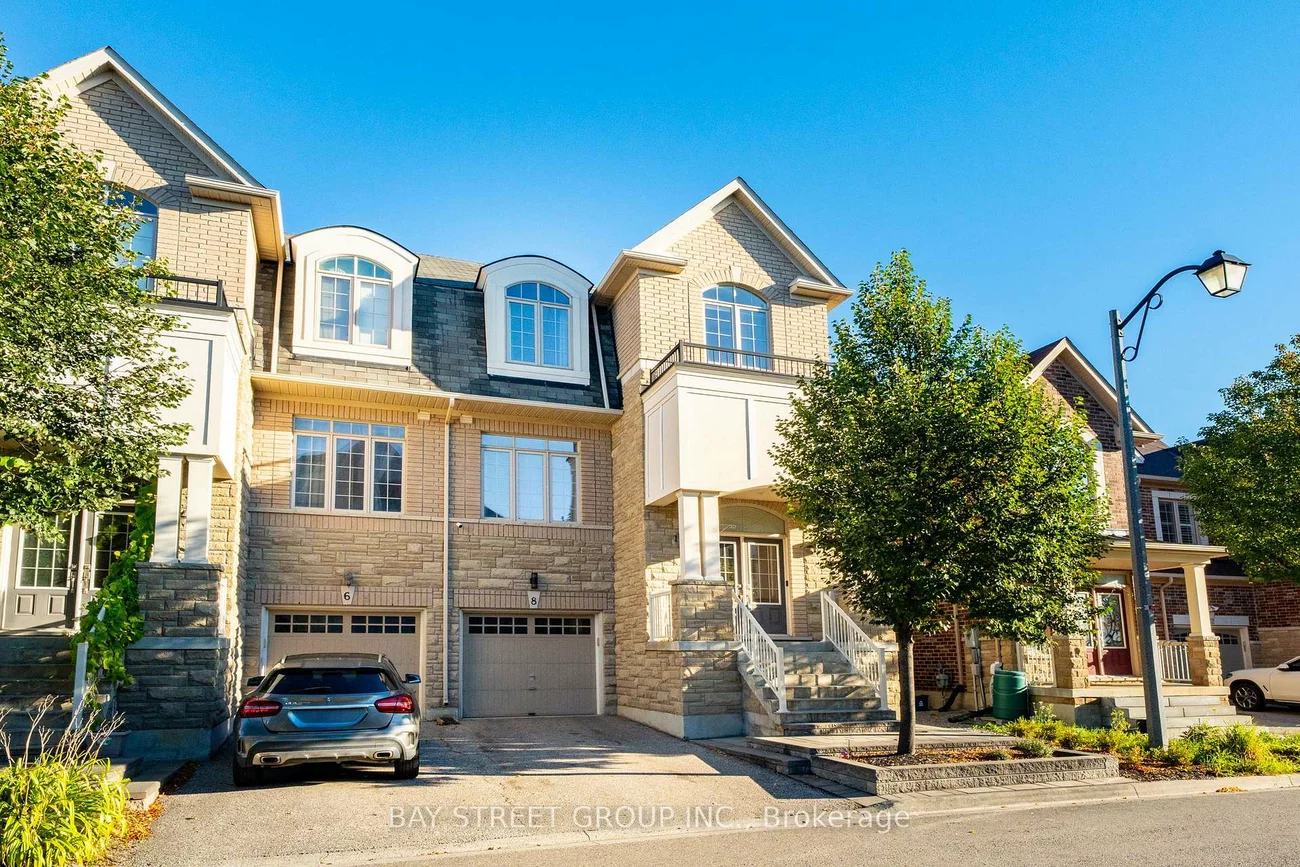 8, Zeng Cheng, Victoria Square, Markham
