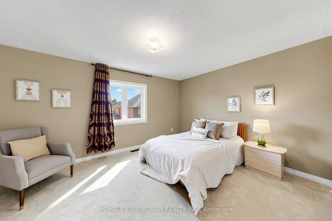 143, Village Gate, Cachet, Markham