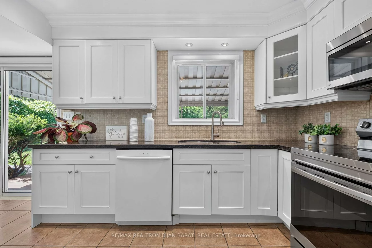 215, Grandview, Grandview, Markham
