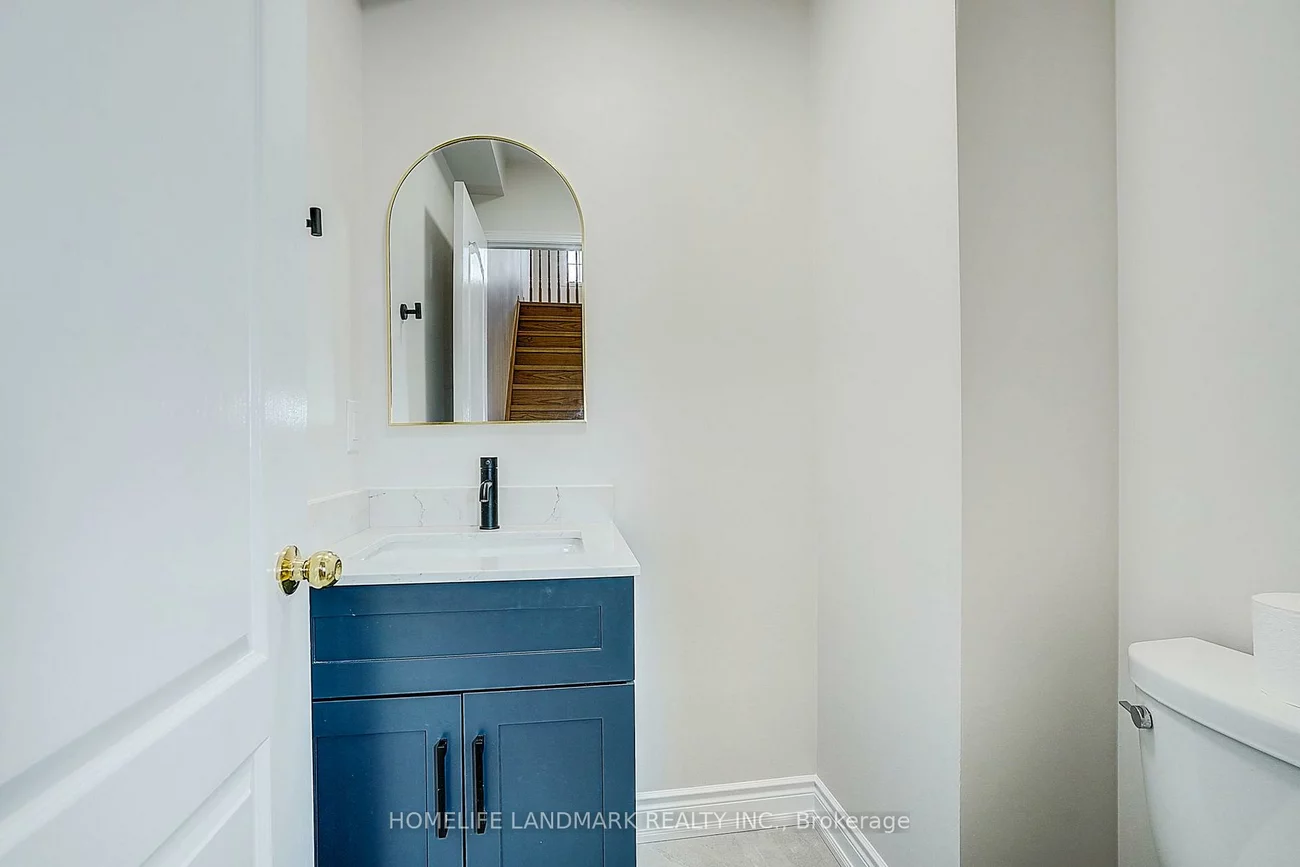 403, White's Hill, Cornell, Markham