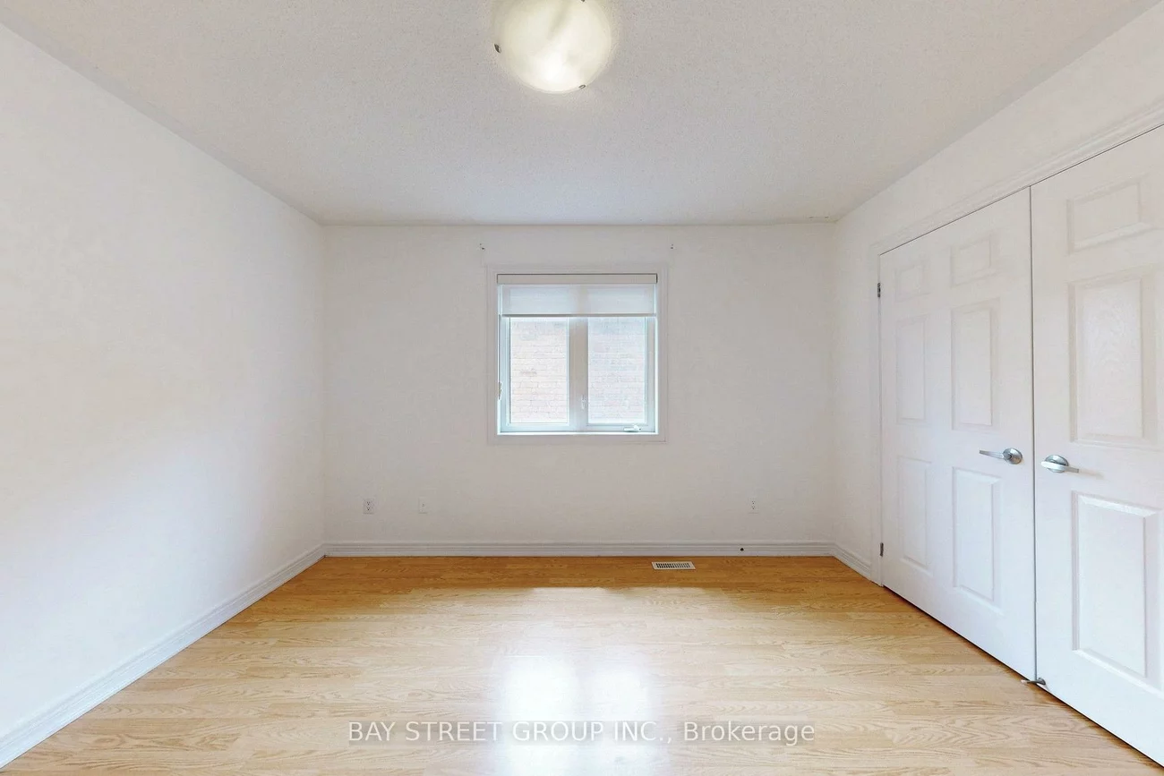 7, Tufo, Victoria Square, Markham