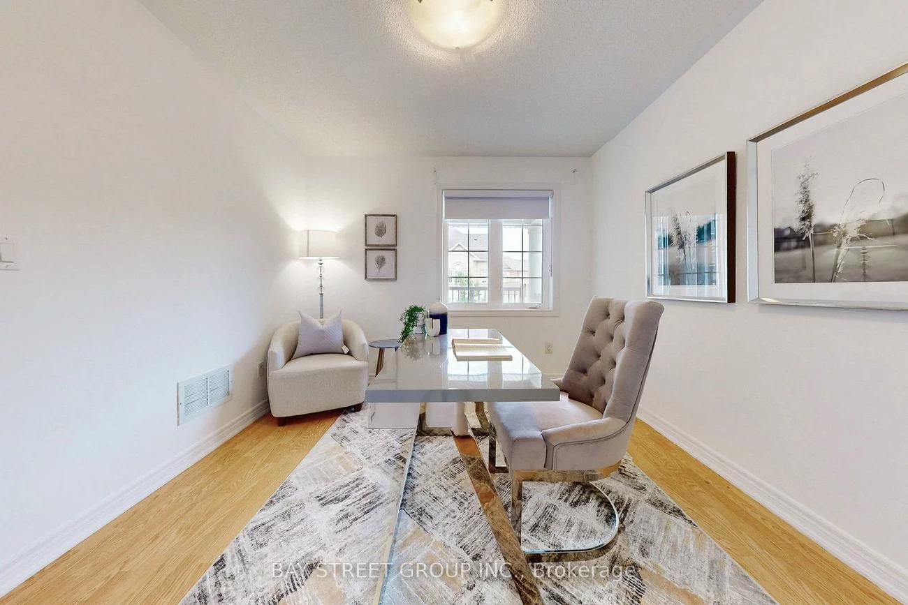 7, Tufo, Victoria Square, Markham