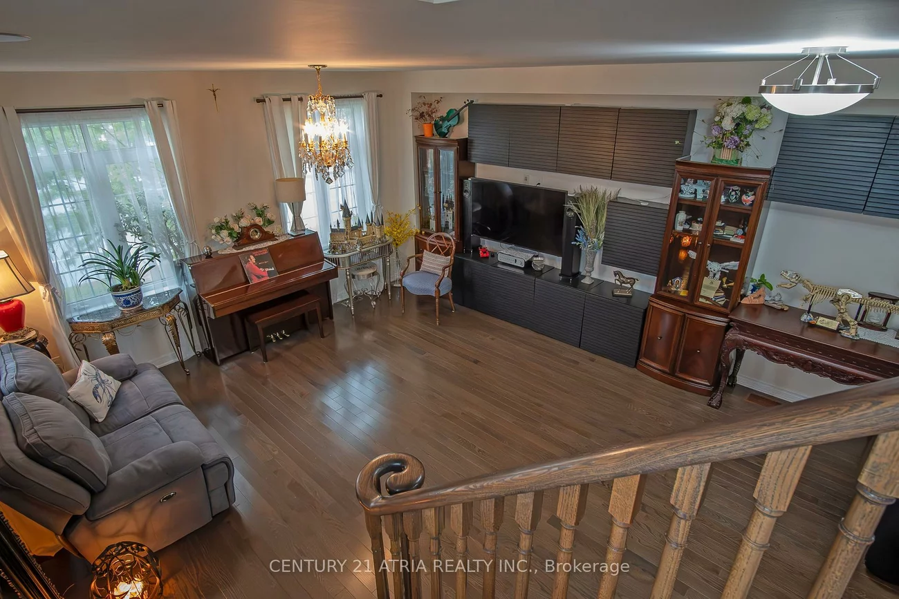 10951, Woodbine, Victoria Square, Markham
