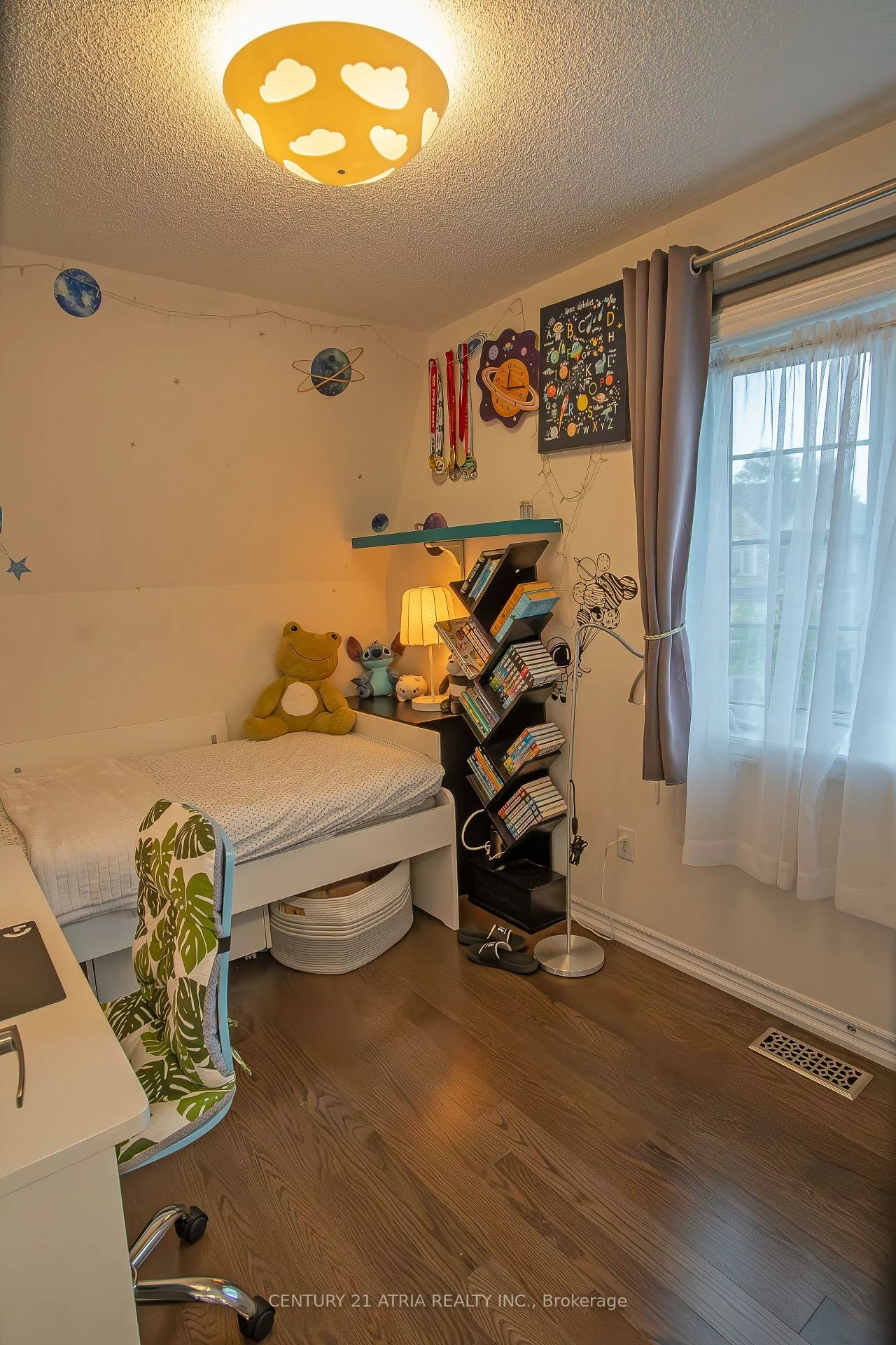 10951, Woodbine, Victoria Square, Markham