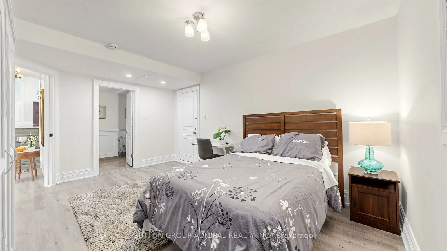 12, Saunders, Aileen-Willowbrook, Markham