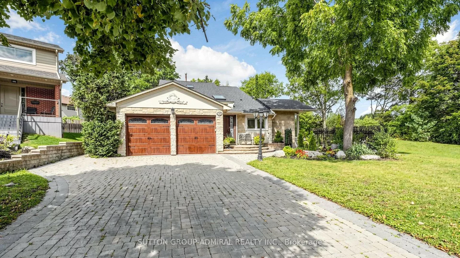 12, Saunders, Aileen-Willowbrook, Markham