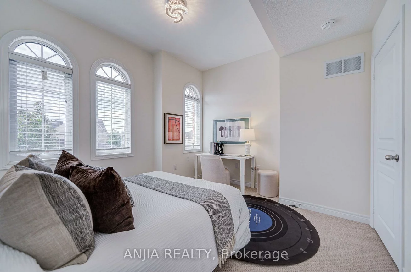 205, Harbord, Berczy, Markham