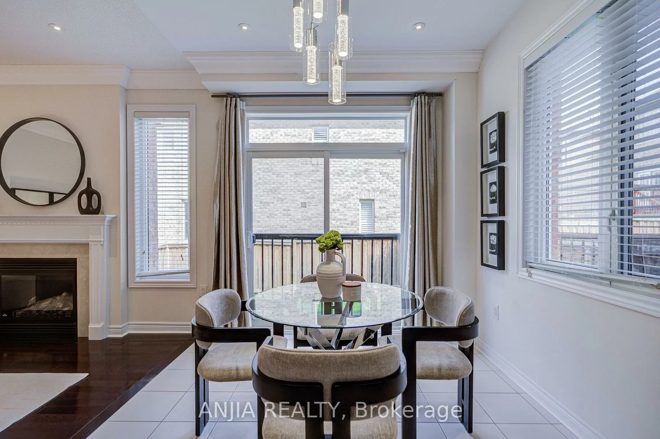 205, Harbord, Berczy, Markham