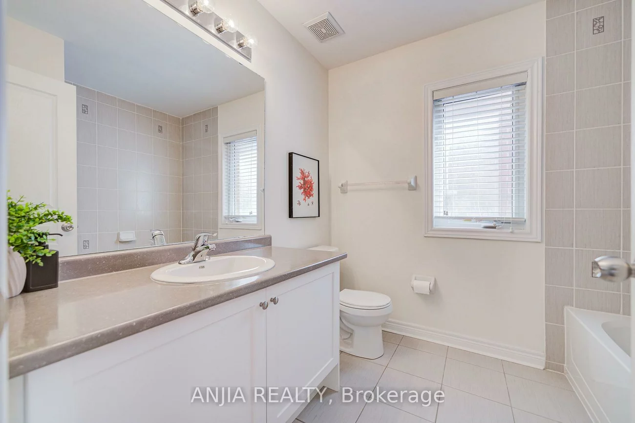 205, Harbord, Berczy, Markham