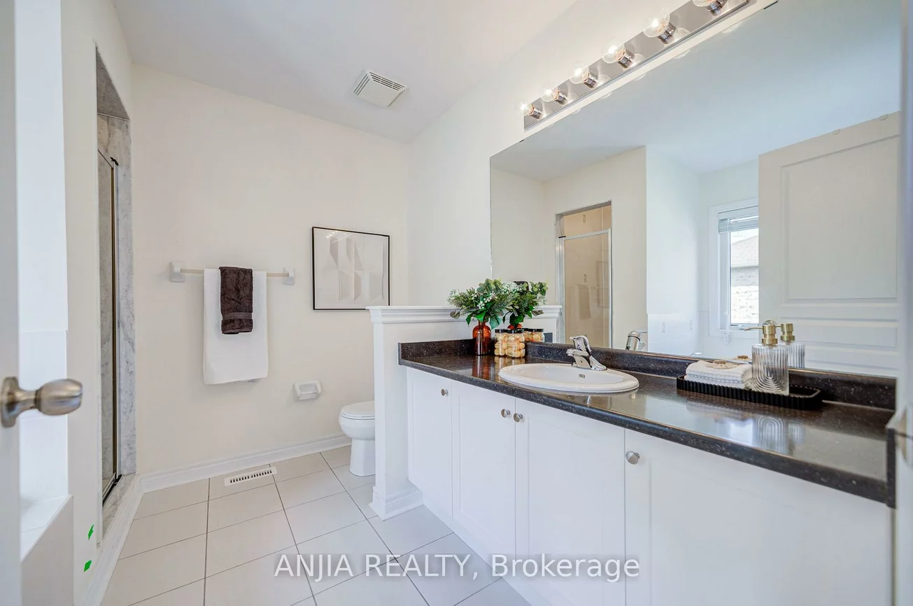 205, Harbord, Berczy, Markham