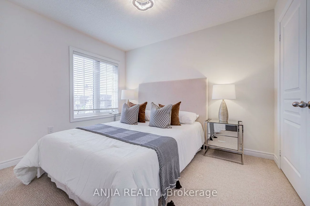 205, Harbord, Berczy, Markham