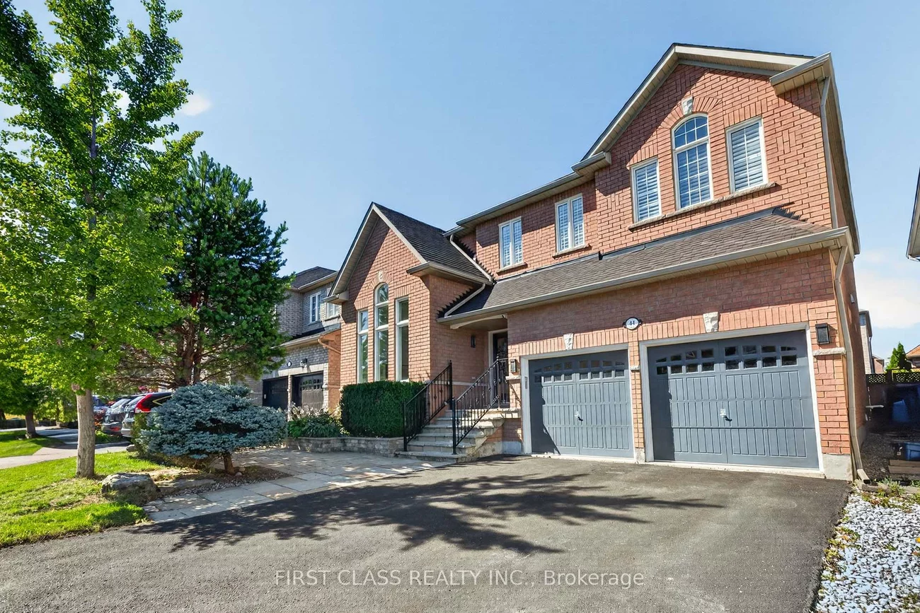 44, Pamgrey, Greensborough, Markham