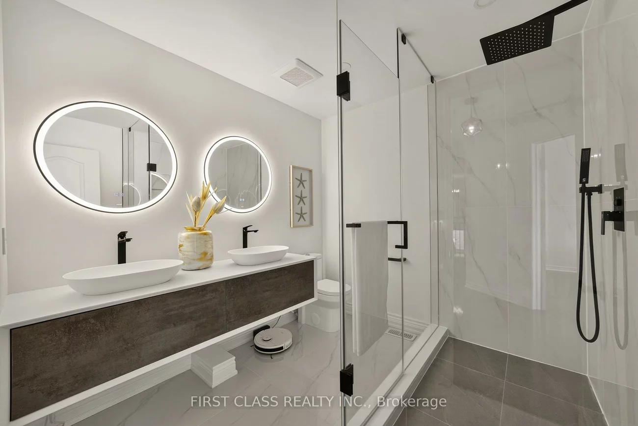 44, Pamgrey, Greensborough, Markham