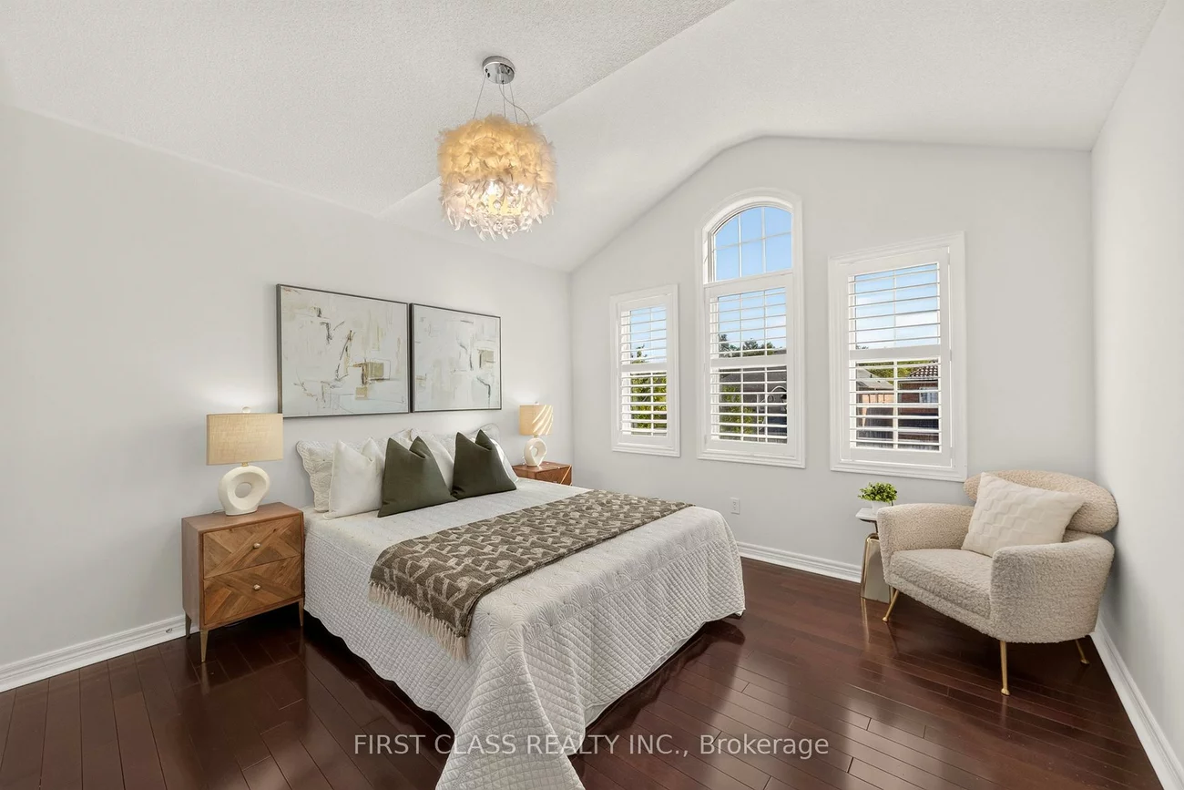 44, Pamgrey, Greensborough, Markham