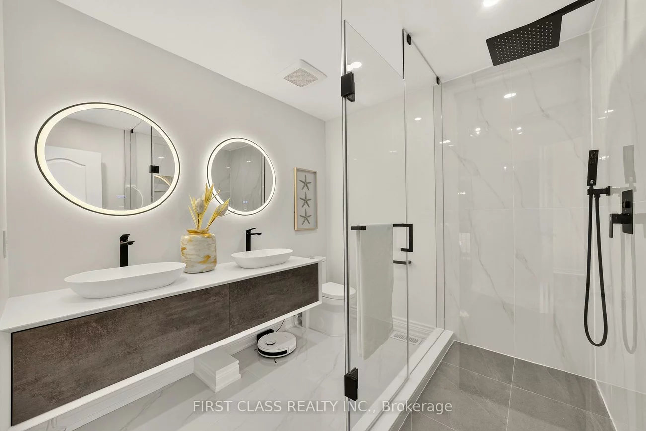 44, Pamgrey, Greensborough, Markham