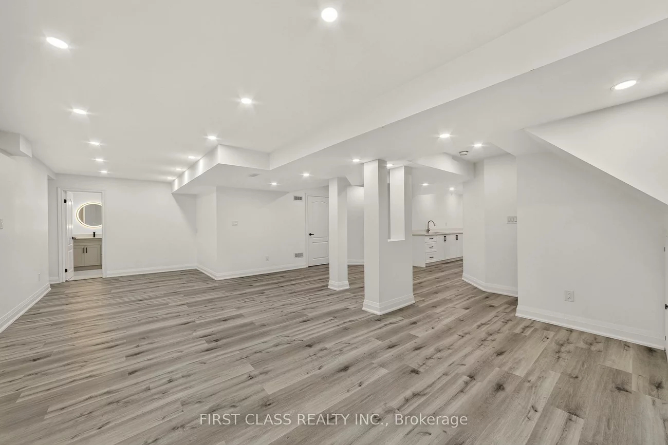44, Pamgrey, Greensborough, Markham
