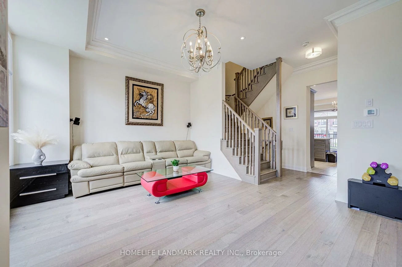 18, Gardenders, Angus Glen, Markham