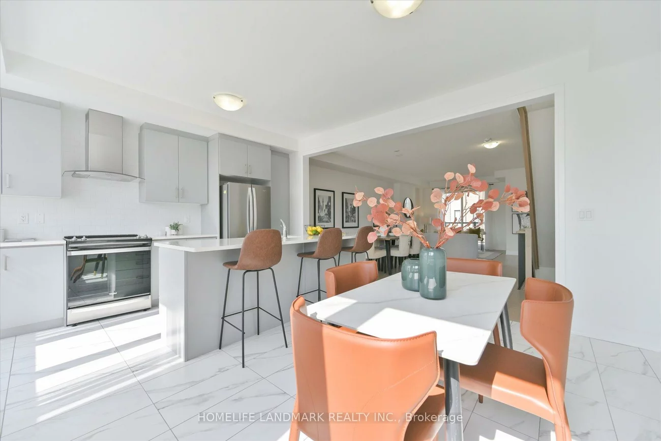 34, Carole Bell, Berczy, Markham