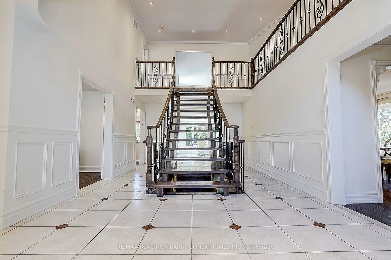 44, Prince Edward, Thornlea, Markham