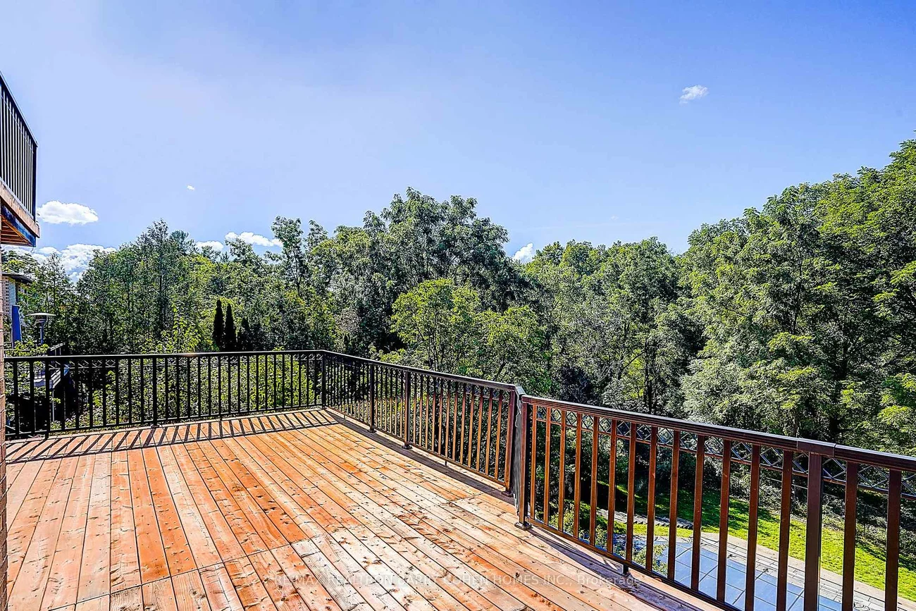44, Prince Edward, Thornlea, Markham