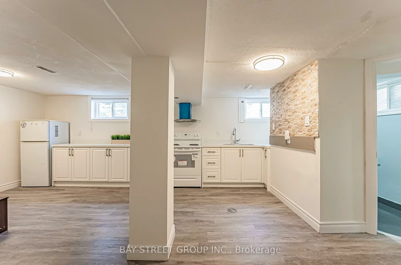 52, Glen Cameron, Thornhill, Markham