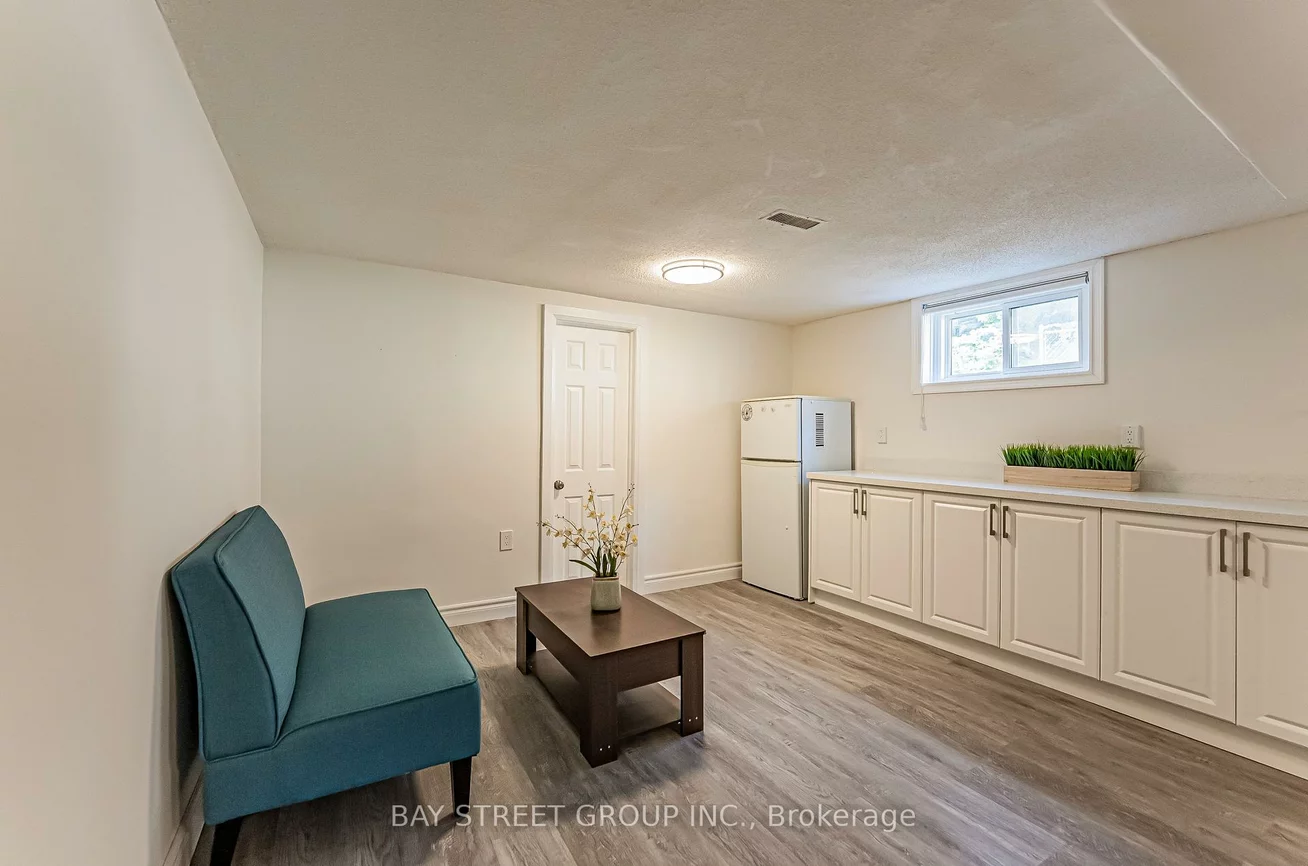 52, Glen Cameron, Thornhill, Markham