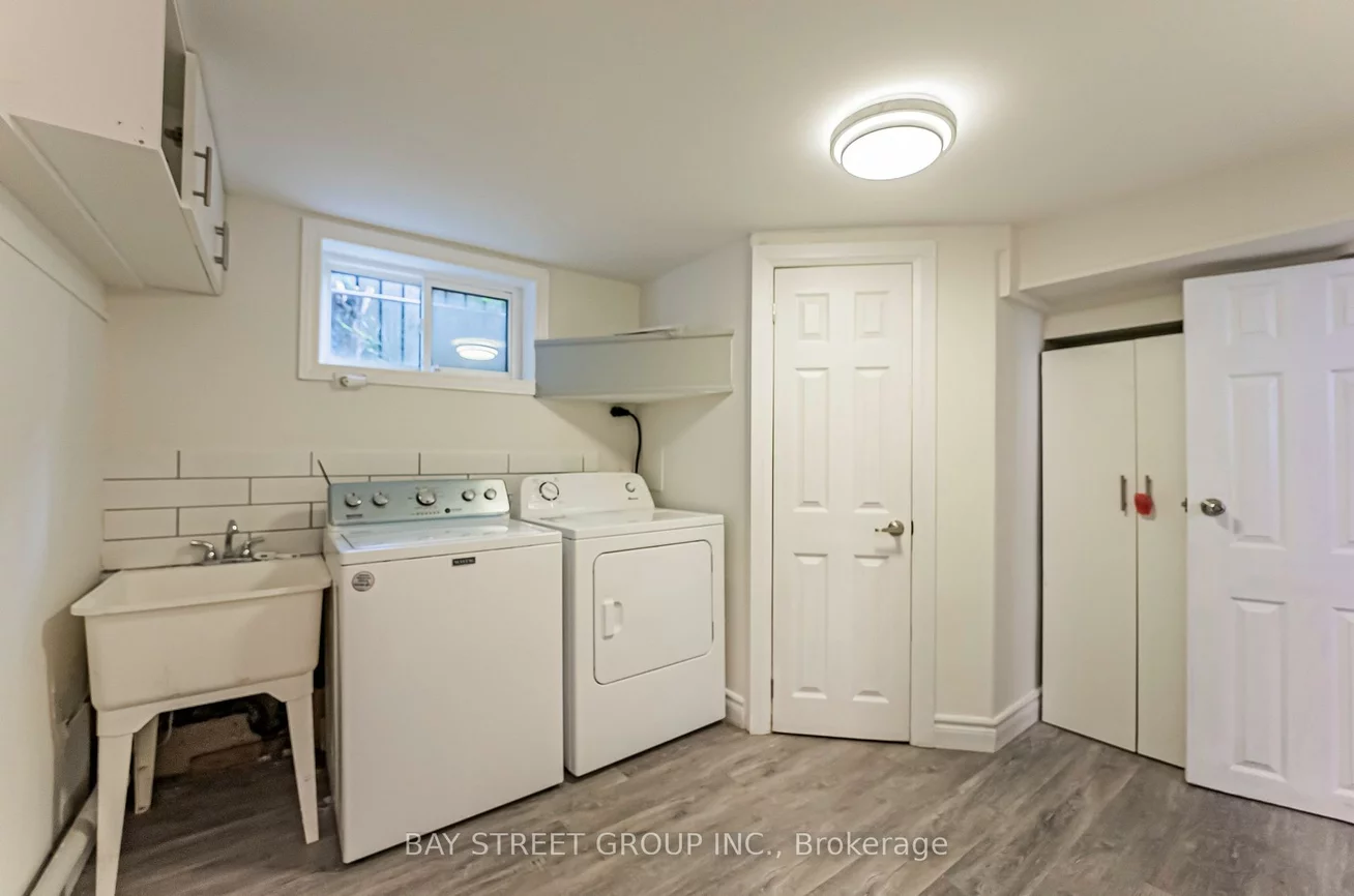 52, Glen Cameron, Thornhill, Markham