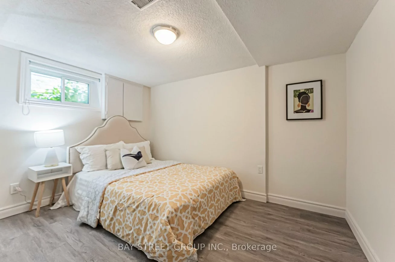 52, Glen Cameron, Thornhill, Markham