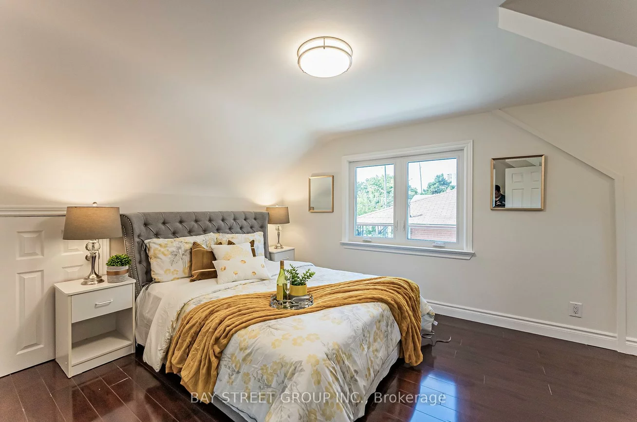 52, Glen Cameron, Thornhill, Markham
