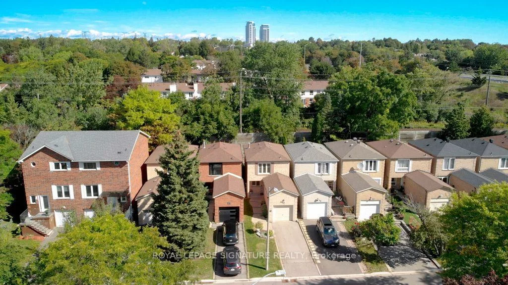 28, Augusta, Royal Orchard, Markham