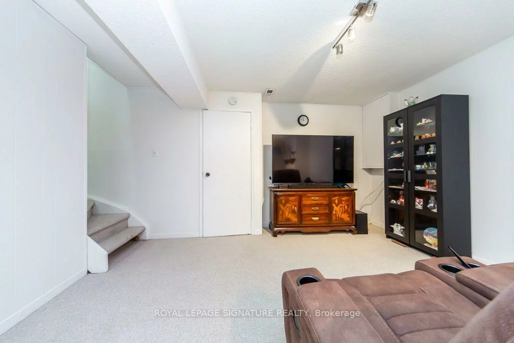 28, Augusta, Royal Orchard, Markham