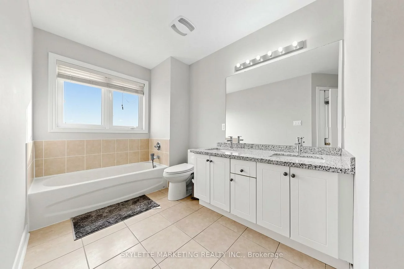 2417, Bur Oak, Greensborough, Markham