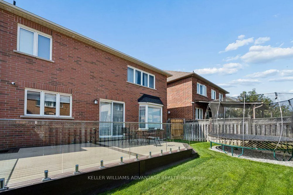 75, Forestbrook, Box Grove, Markham