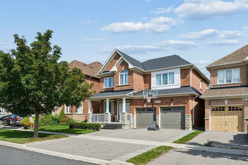 75, Forestbrook, Box Grove, Markham