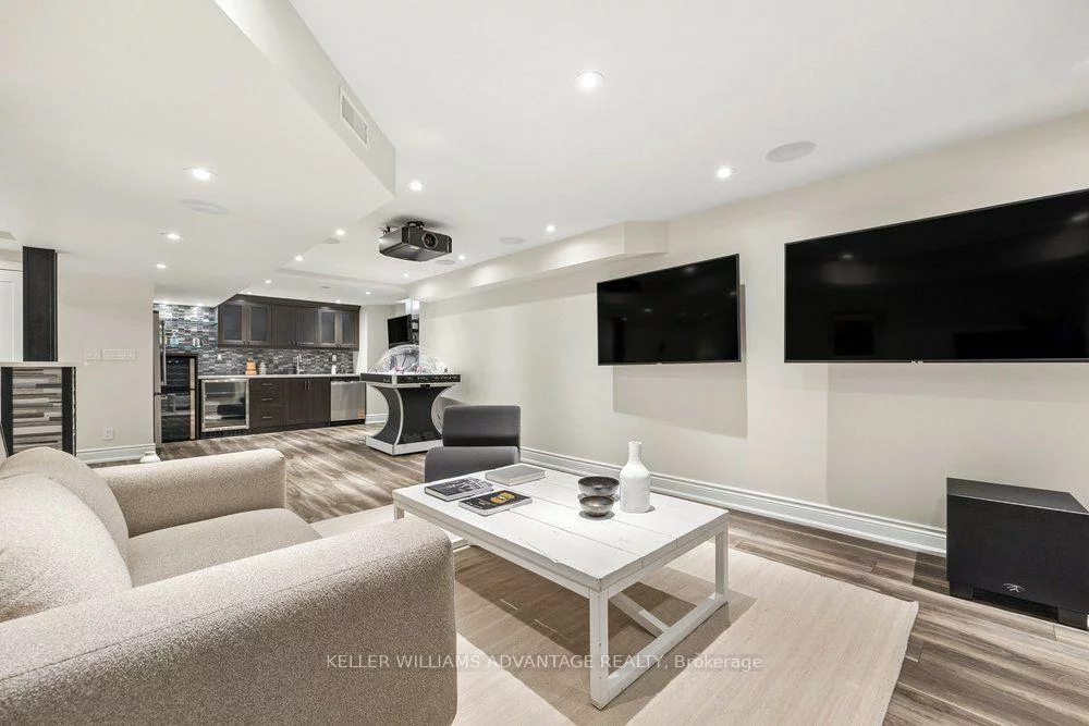 75, Forestbrook, Box Grove, Markham