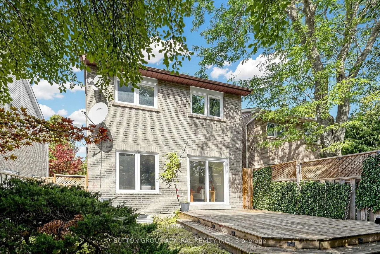 154, Baywood, Royal Orchard, Markham