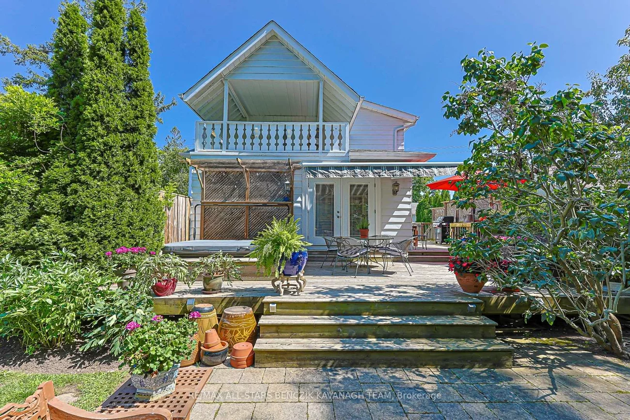 30, Peter, Old Markham Village, Markham