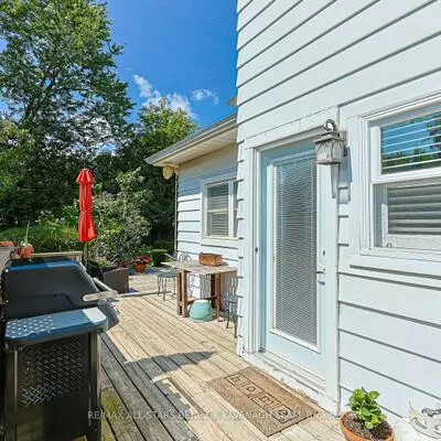30, Peter, Old Markham Village, Markham