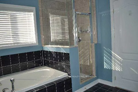 9, Florelle, Wismer, Markham