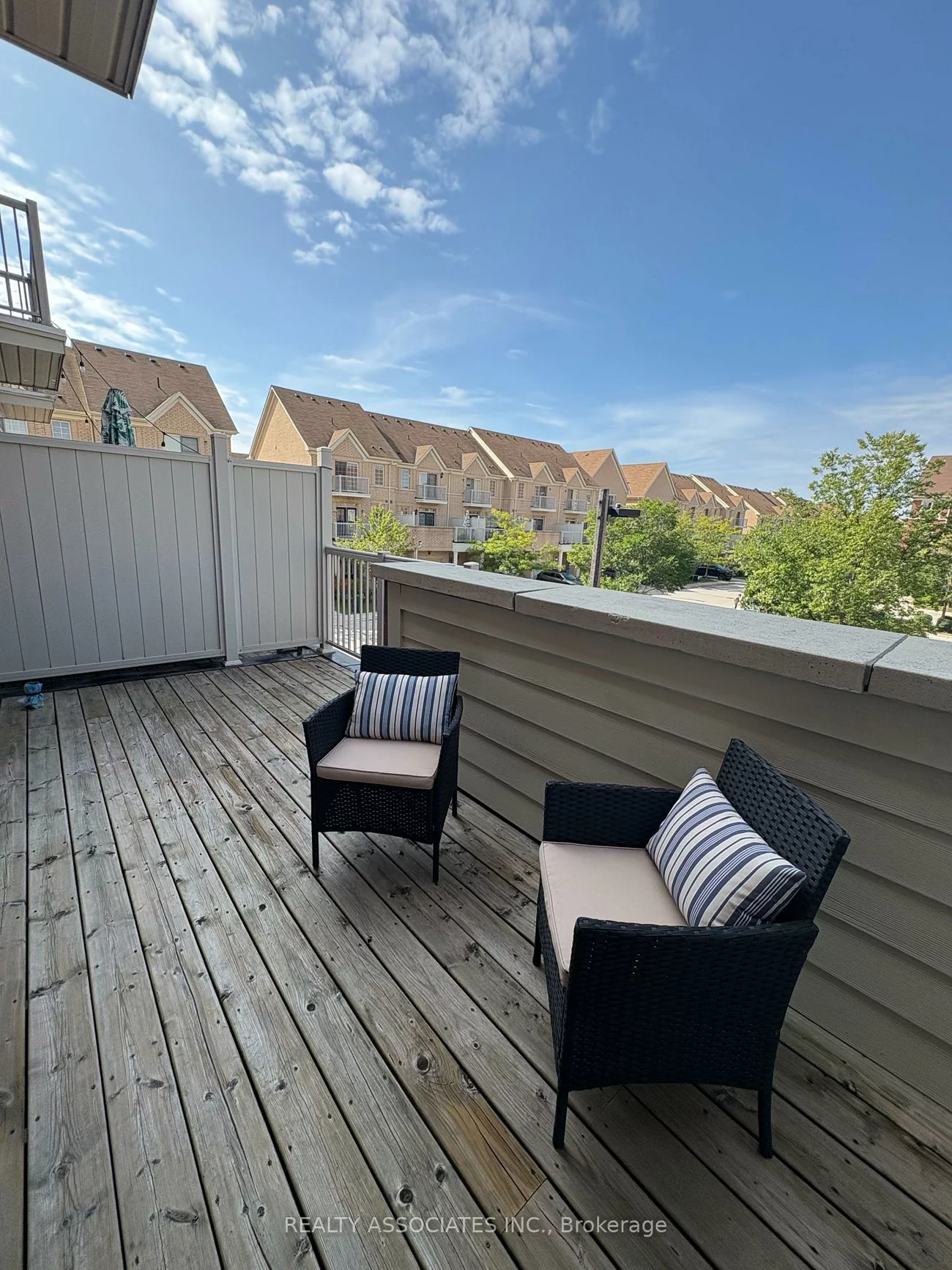 11, Tatra, Cathedraltown, Markham