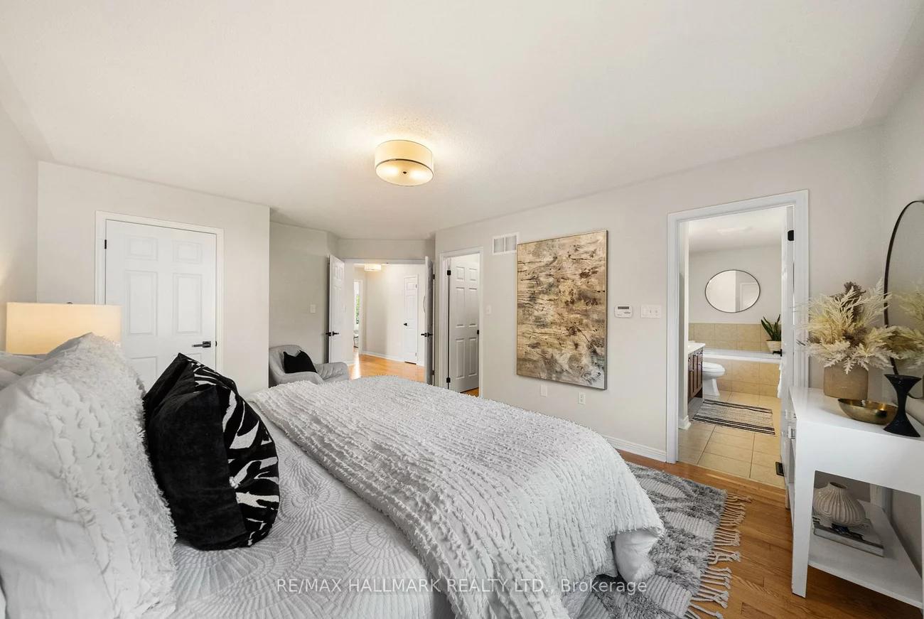 26, Larcastle, Berczy, Markham