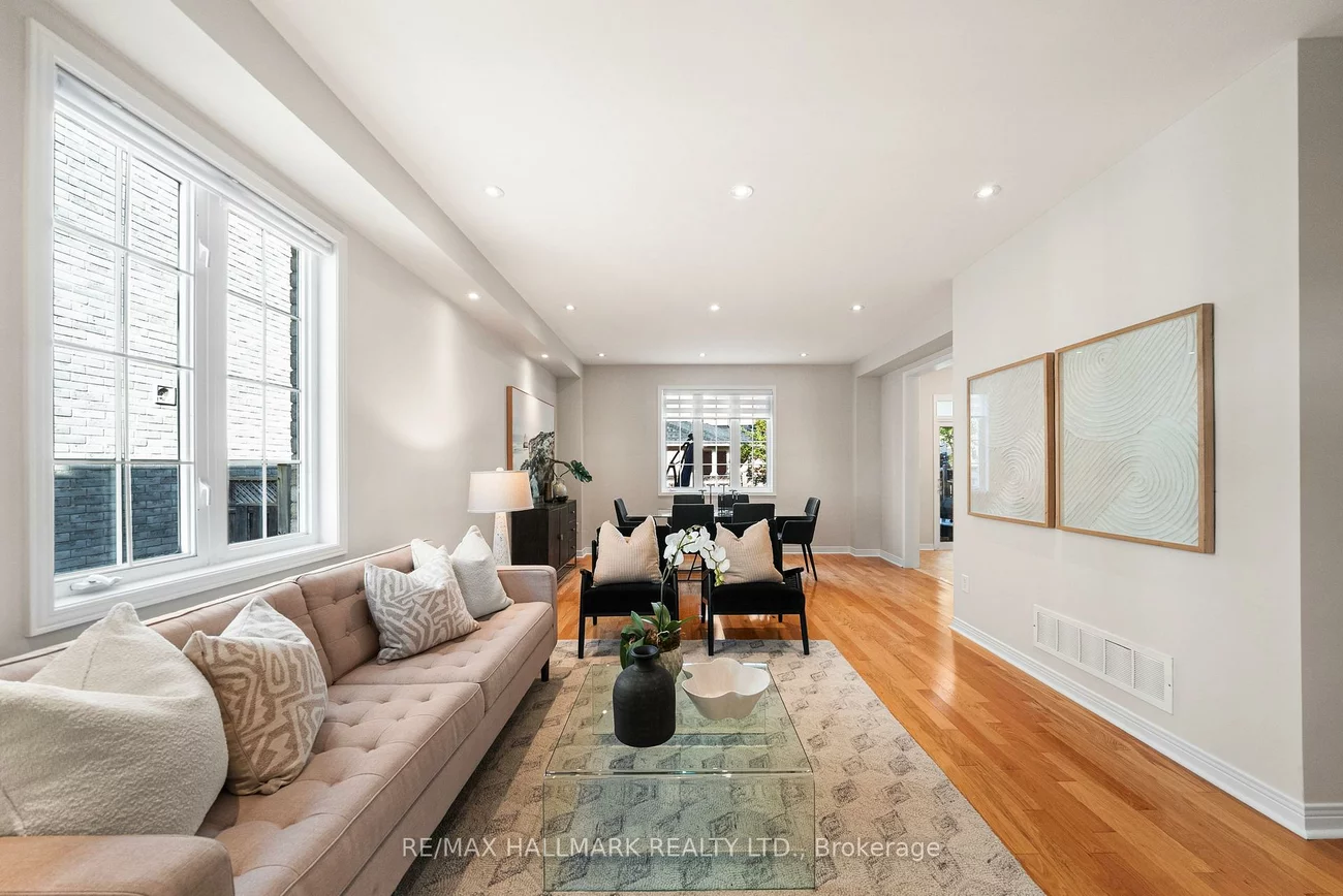 26, Larcastle, Berczy, Markham