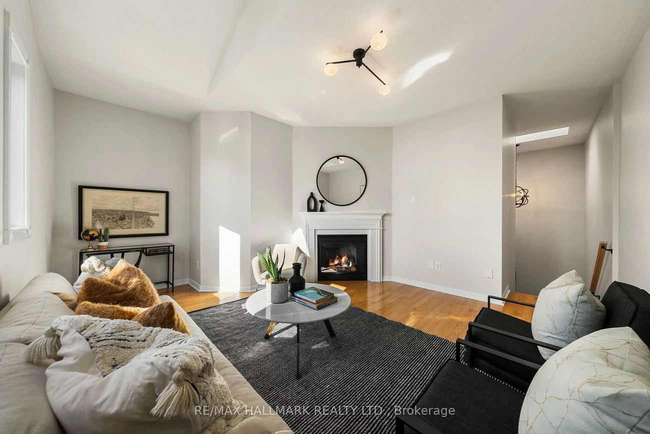 26, Larcastle, Berczy, Markham