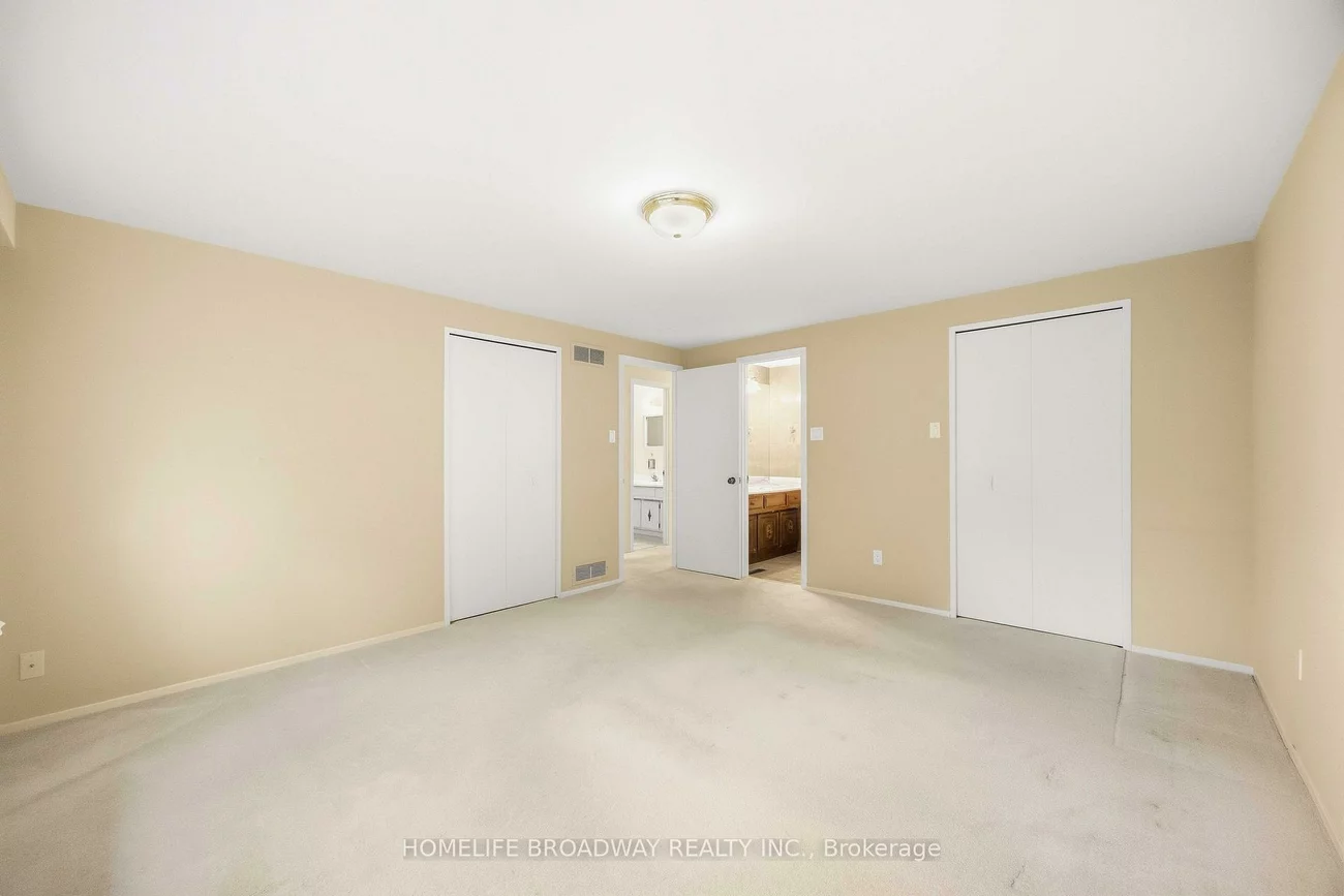 212, Bayview Fairways, Bayview Fairway-Bayview Country Club Estates, Markham