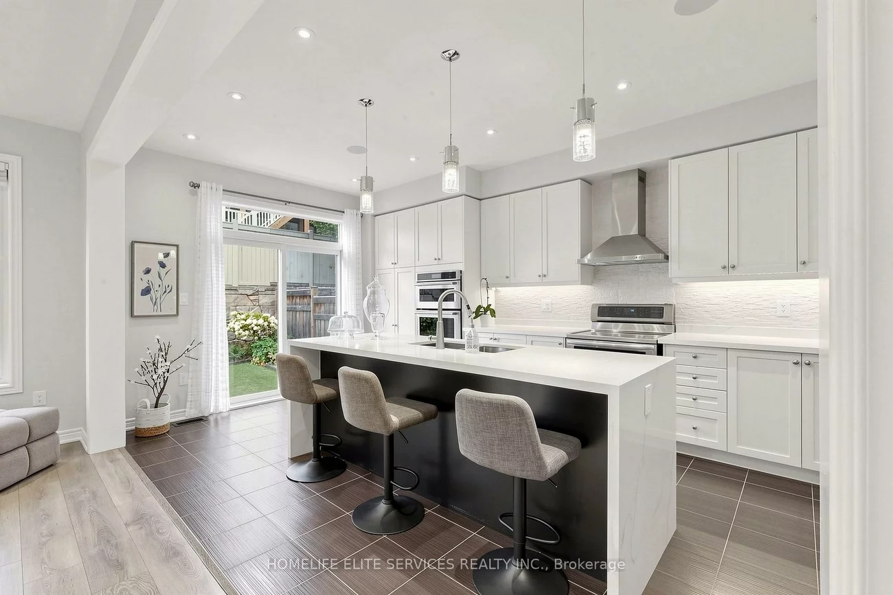 8, Beckett, Berczy, Markham