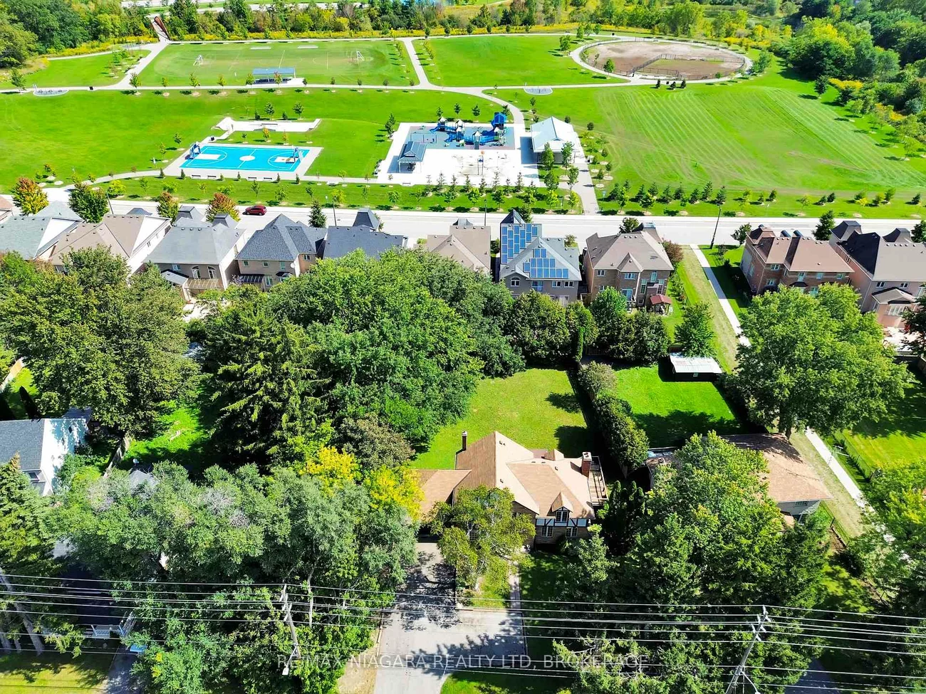7849, Ninth, Box Grove, Markham