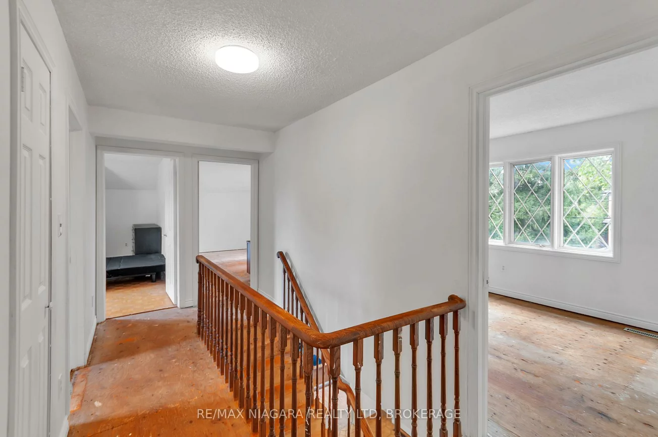 7849, Ninth, Box Grove, Markham