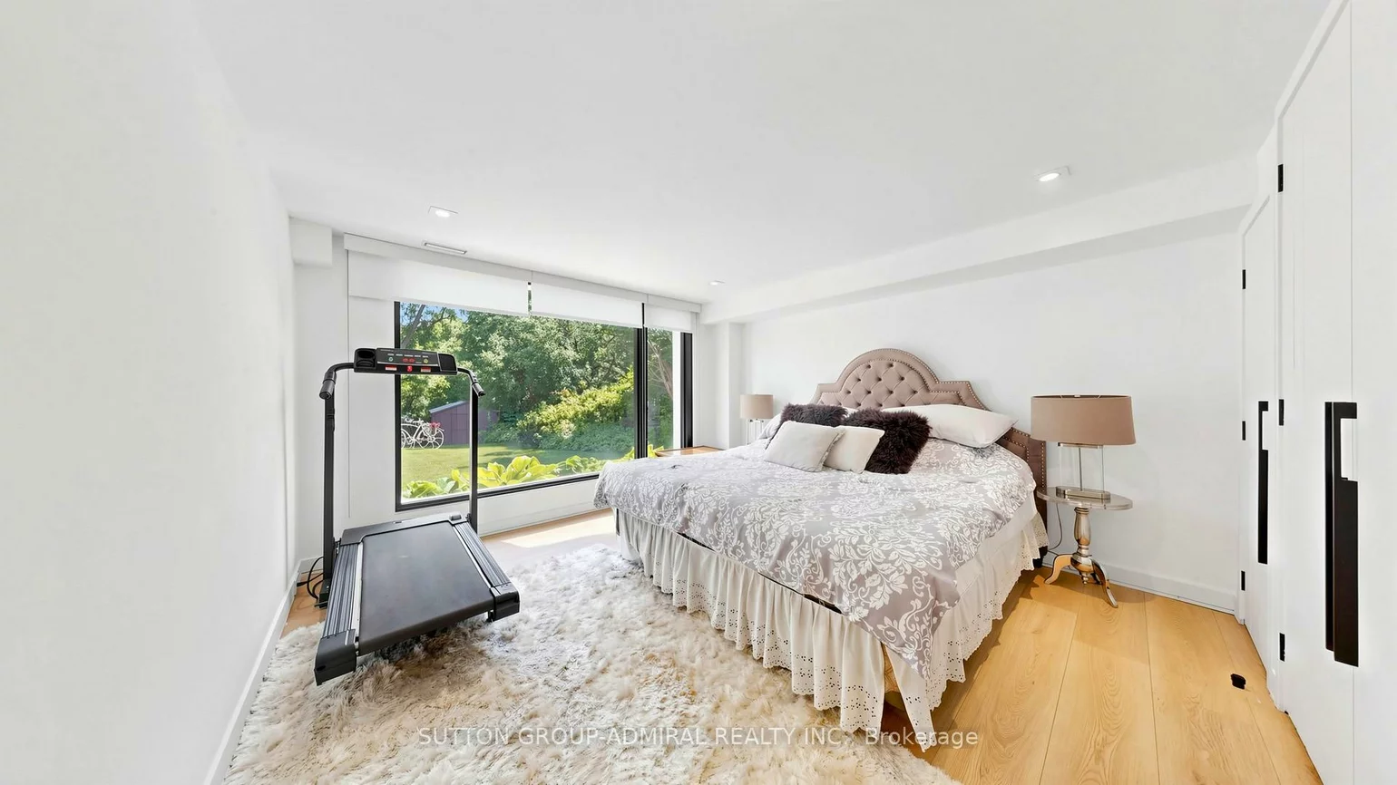 33, Thorny Brae, Royal Orchard, Markham