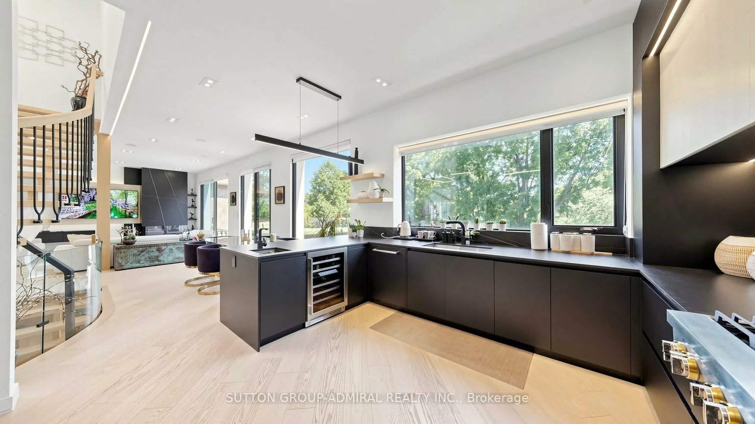 33, Thorny Brae, Royal Orchard, Markham
